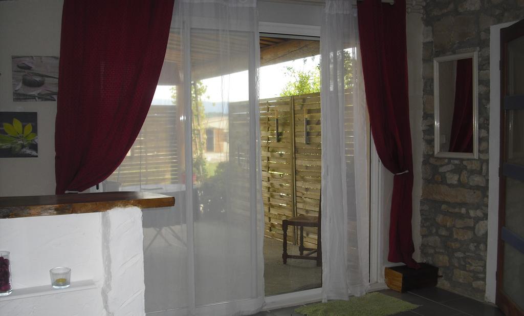 Lou Mas Li Pitchoun "Le Luberon " Villa Gordes Ruang foto